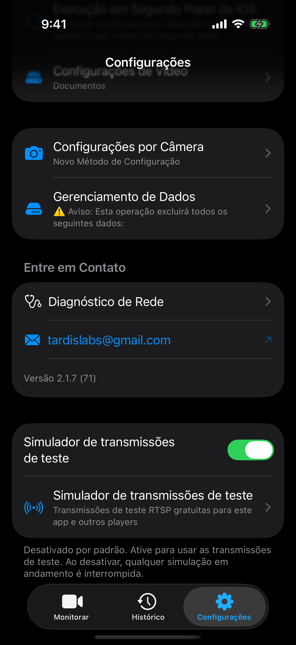 Ative o Simulador gratuito de streams de teste nos Ajustes.